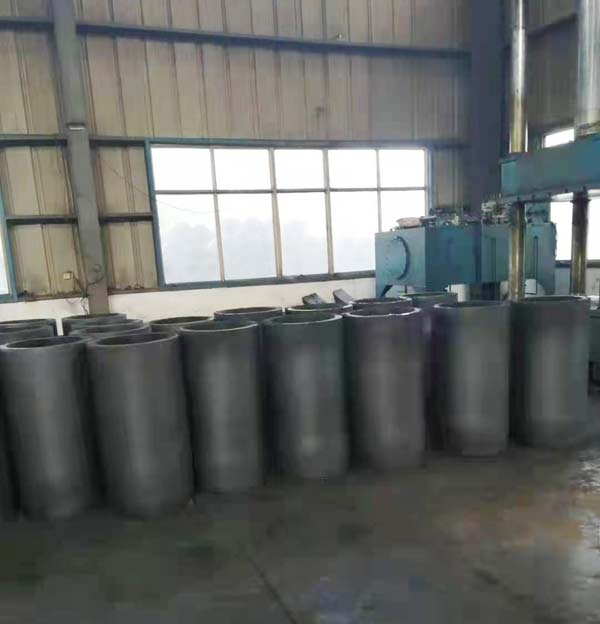 石墨坩埚成型液压机客户 石墨坩埚成型液压机客户